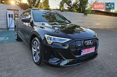 Внедорожник / Кроссовер Audi e-tron 2022 в Киеве