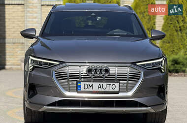 Внедорожник / Кроссовер Audi e-tron 2019 в 