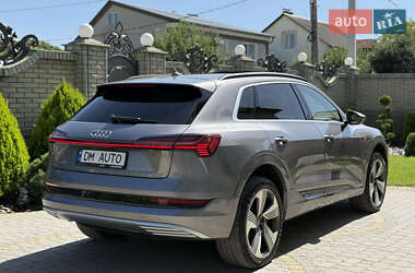Внедорожник / Кроссовер Audi e-tron 2019 в 