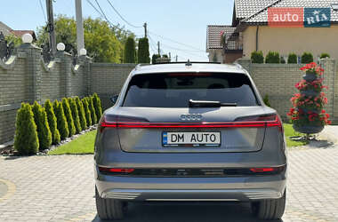 Внедорожник / Кроссовер Audi e-tron 2019 в 