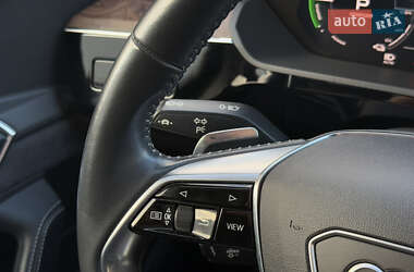 Позашляховик / Кросовер Audi e-tron 2019 в 