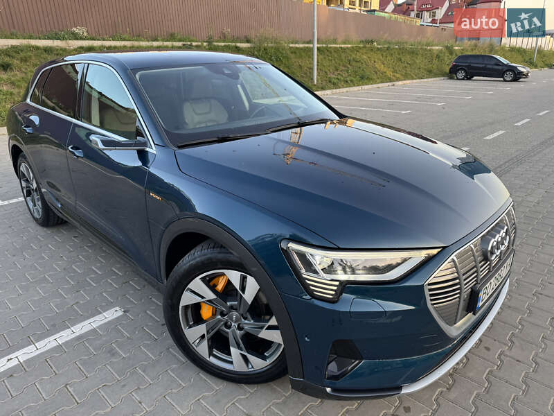 Позашляховик / Кросовер Audi e-tron 2019 в Тернополі
