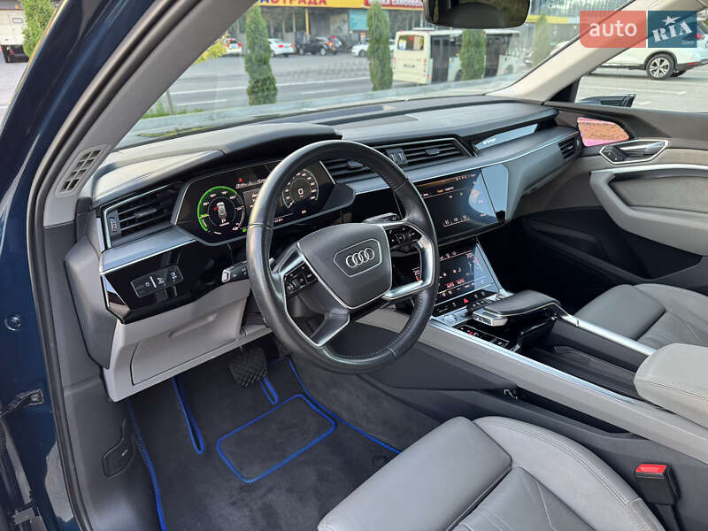 Внедорожник / Кроссовер Audi e-tron 2019 в Тернополе