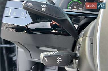 Внедорожник / Кроссовер Audi e-tron 2020 в 