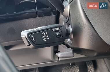 Внедорожник / Кроссовер Audi e-tron 2021 в 
