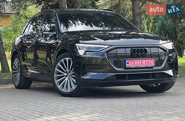 Внедорожник / Кроссовер Audi e-tron 2020 в 