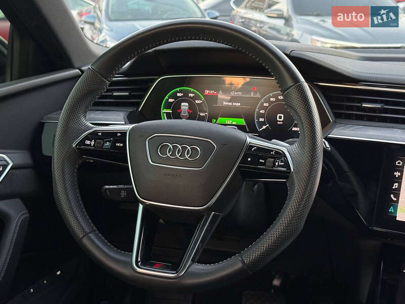 Позашляховик / Кросовер Audi e-tron 2020 в Харкові