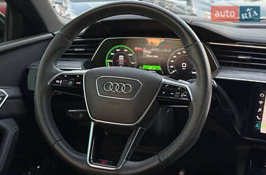 Внедорожник / Кроссовер Audi e-tron 2020 в 