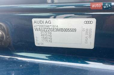 Позашляховик / Кросовер Audi e-tron 2020 в 