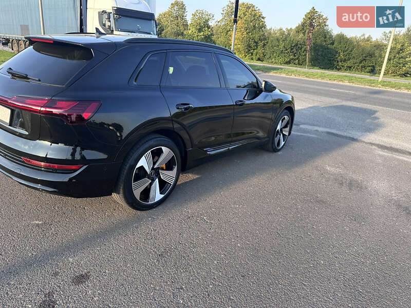 Внедорожник / Кроссовер Audi e-tron 2021 в Львове