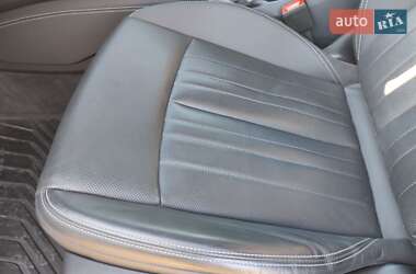 Внедорожник / Кроссовер Audi e-tron 2021 в 