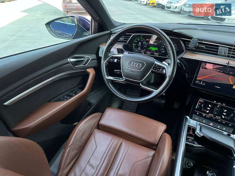 Внедорожник / Кроссовер Audi e-tron 2020 в Львове