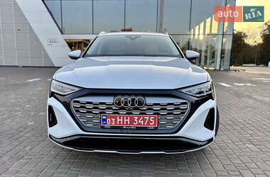 Внедорожник / Кроссовер Audi e-tron 2024 в 
