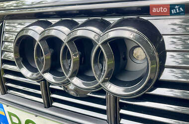 Внедорожник / Кроссовер Audi e-tron 2019 в 