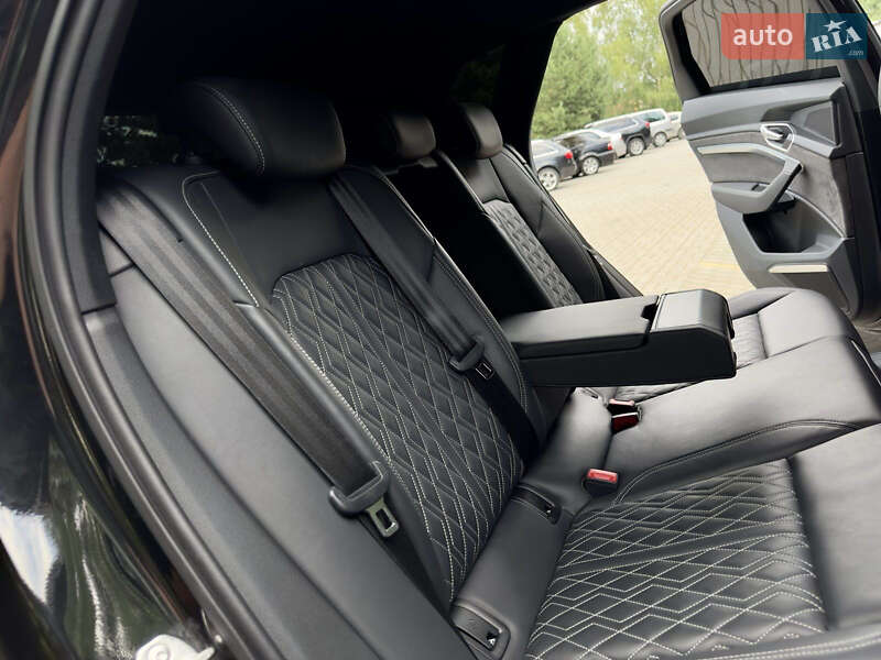 Позашляховик / Кросовер Audi e-tron 2019 в Дрогобичі