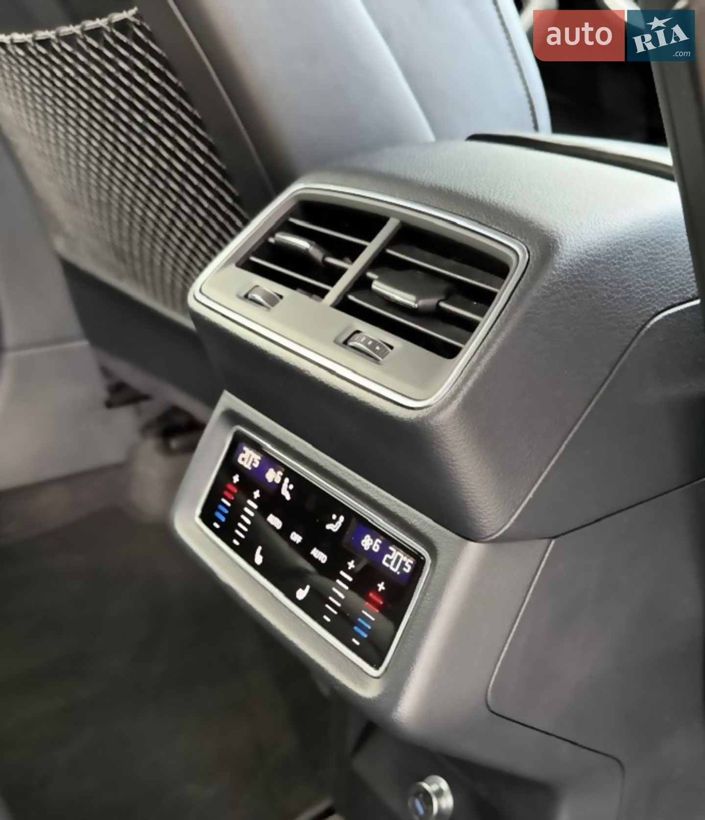 2019 Audi e-tron - мініатюра 32