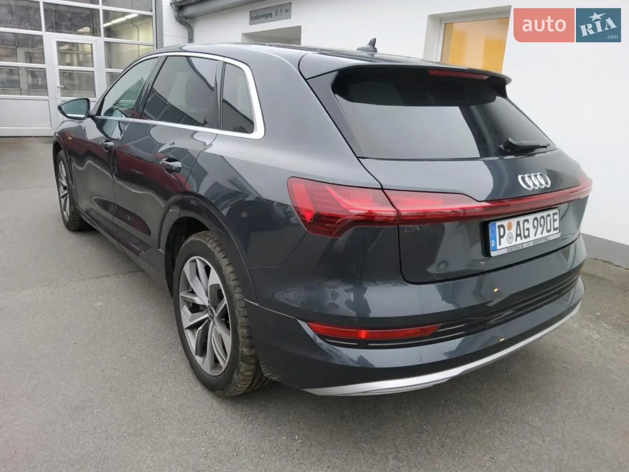 2022 Audi e-tron - мініатюра 23