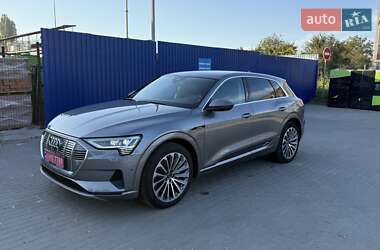 Внедорожник / Кроссовер Audi e-tron 2021 в Шепетовке