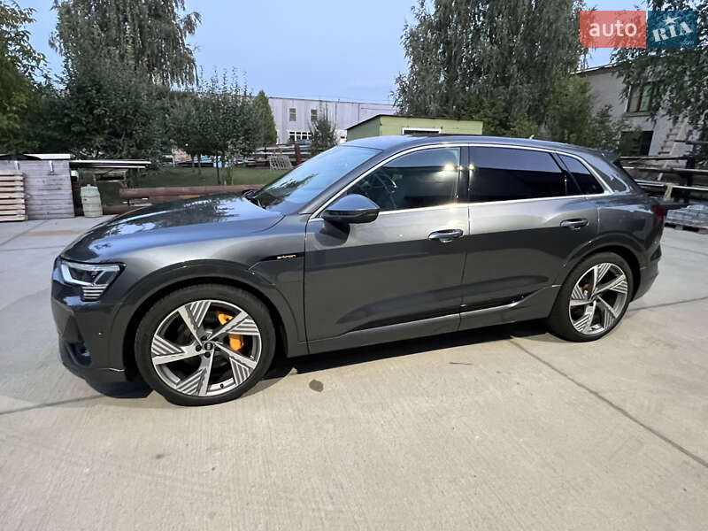 Внедорожник / Кроссовер Audi e-tron 2022 в Ровно фото 4 Внедорожник / Кроссовер Audi e-tron 2022 в Ровно
