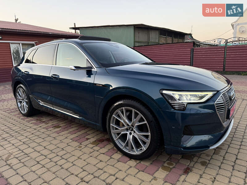 Позашляховик / Кросовер Audi e-tron 2020 в Хмельницькому