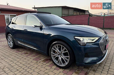 Внедорожник / Кроссовер Audi e-tron 2020 в 