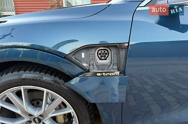 Внедорожник / Кроссовер Audi e-tron 2020 в 