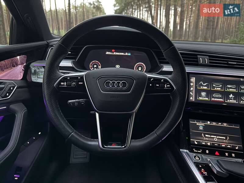 Внедорожник / Кроссовер Audi e-tron 2022 в Киеве