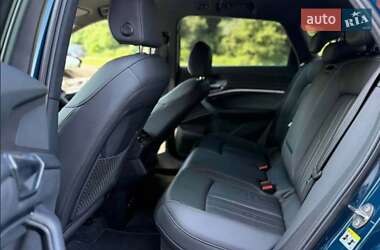 Внедорожник / Кроссовер Audi e-tron 2021 в 