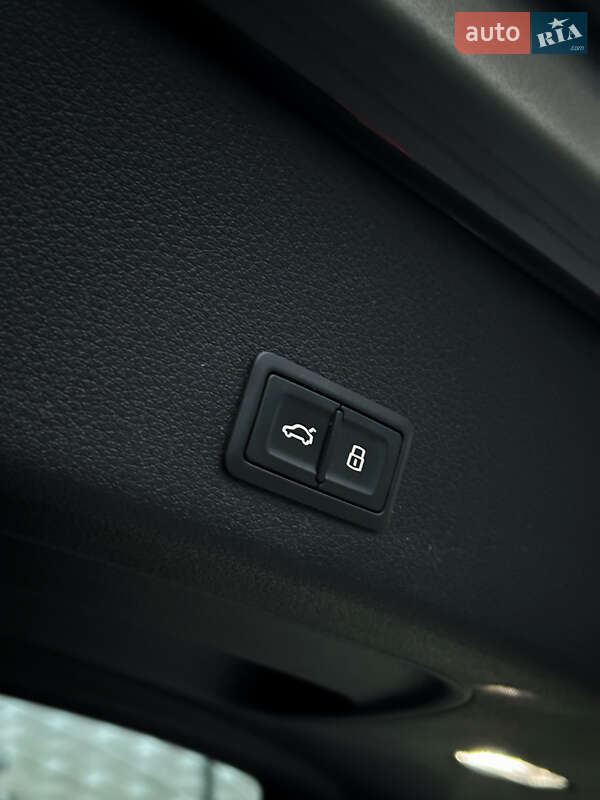 Внедорожник / Кроссовер Audi e-tron 2022 в Лубнах