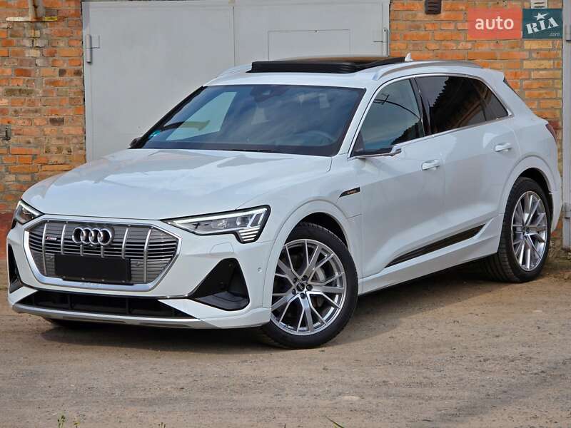 Внедорожник / Кроссовер Audi e-tron 2022 в Житомире