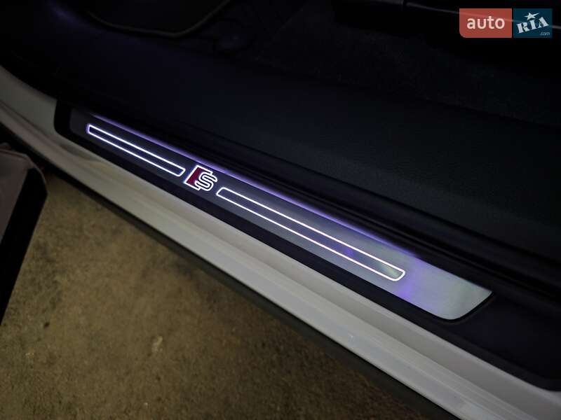 Внедорожник / Кроссовер Audi e-tron 2022 в Житомире