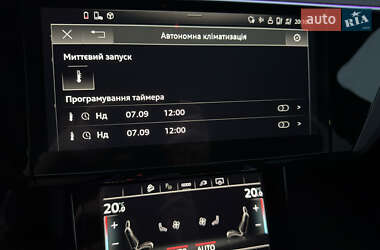 Внедорожник / Кроссовер Audi e-tron 2023 в 