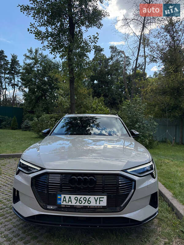 Audi e-tron 2018