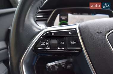 Внедорожник / Кроссовер Audi e-tron 2019 в 