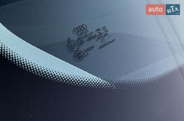 Внедорожник / Кроссовер Audi e-tron 2019 в 