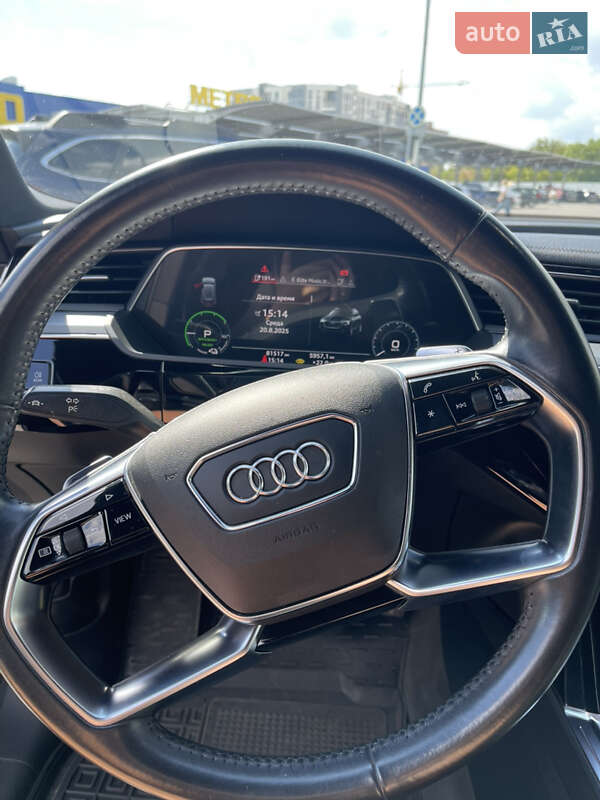 Внедорожник / Кроссовер Audi e-tron 2019 в Львове