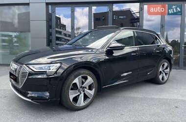 Позашляховик / Кросовер Audi e-tron 2020 в 