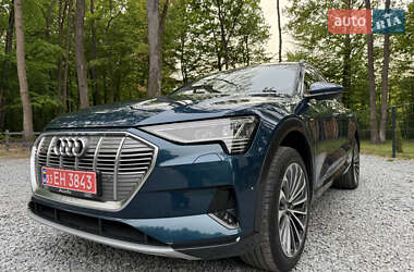 Позашляховик / Кросовер Audi e-tron 2019 в 