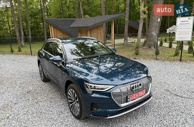 Позашляховик / Кросовер Audi e-tron 2019 в 