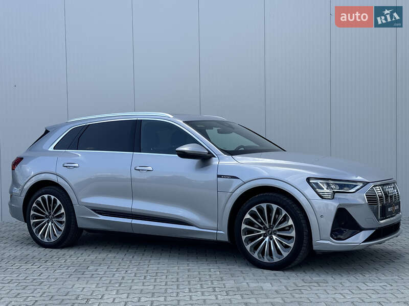 Audi e-tron 2021
