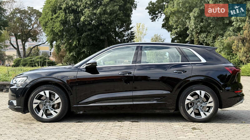 Внедорожник / Кроссовер Audi e-tron 2020 в Тернополе