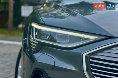 Внедорожник / Кроссовер Audi e-tron 2021 в 