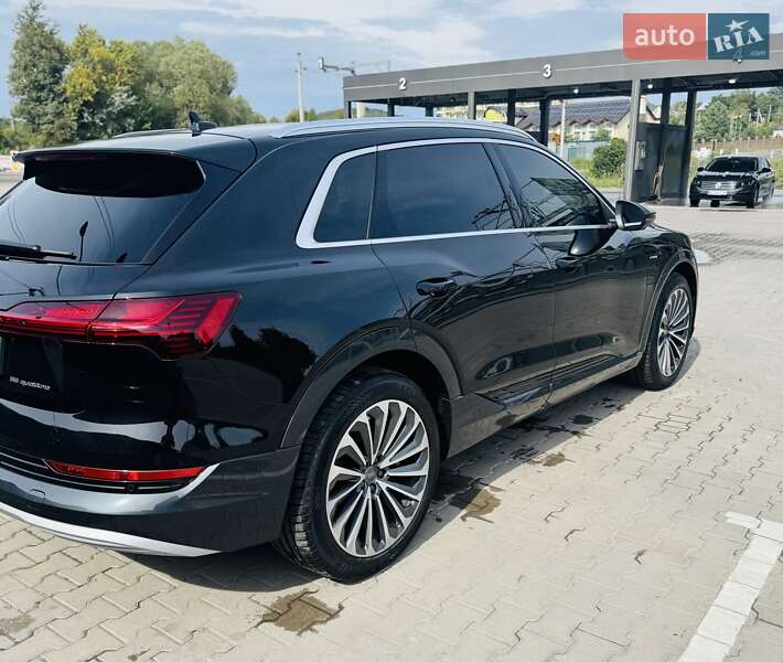 Внедорожник / Кроссовер Audi e-tron 2019 в Львове