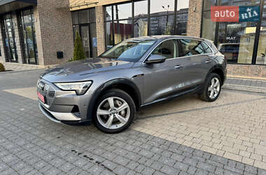 Внедорожник / Кроссовер Audi e-tron 2020 в 