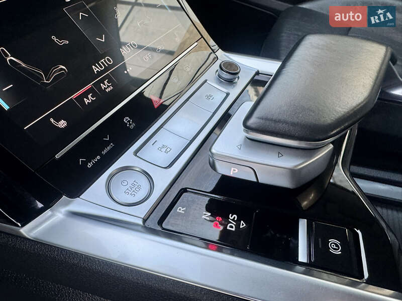 Внедорожник / Кроссовер Audi e-tron 2020 в Ивано-Франковске