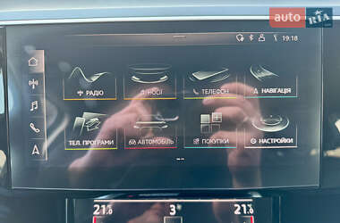 Внедорожник / Кроссовер Audi e-tron 2020 в 