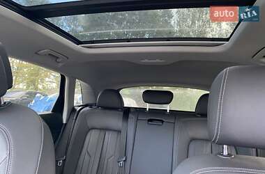 Внедорожник / Кроссовер Audi e-tron 2019 в 
