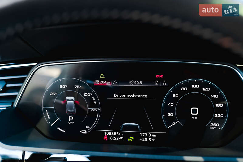 Позашляховик / Кросовер Audi e-tron 2019 в Вінниці