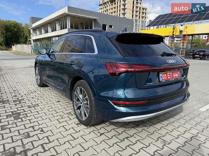 Позашляховик / Кросовер Audi e-tron 2019 в Луцьку
