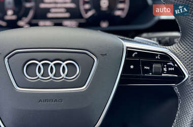Внедорожник / Кроссовер Audi e-tron 2021 в 